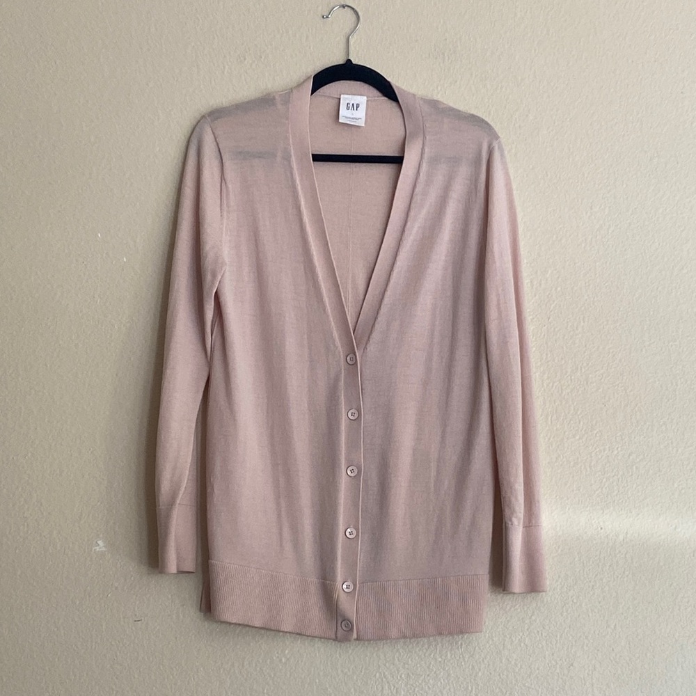 GAP Women's Cardigan in Light Pink